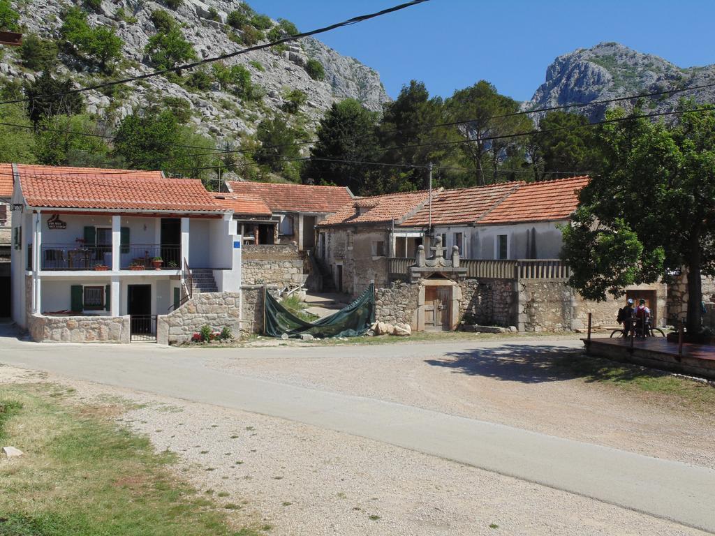 Holiday Home Paklenica Starigrad Paklenica Exterior photo